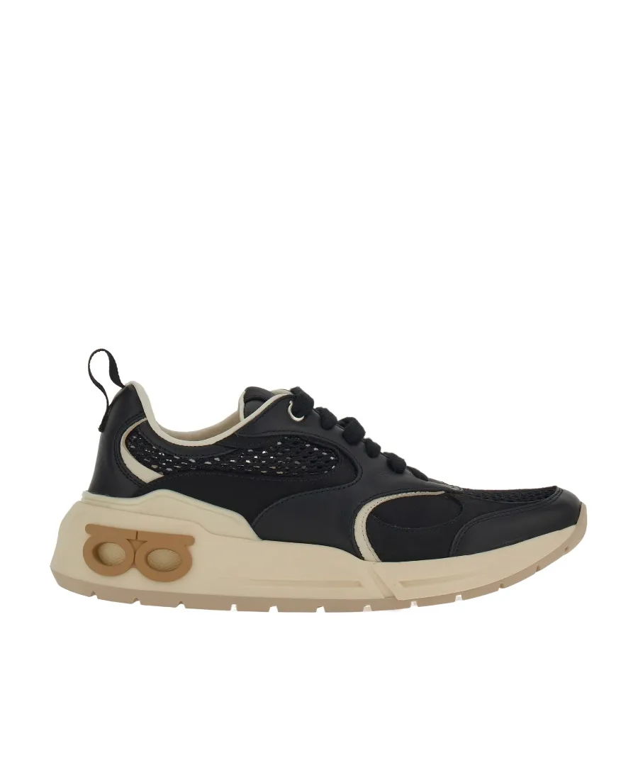 Logo Low-Upper Sports Shoes