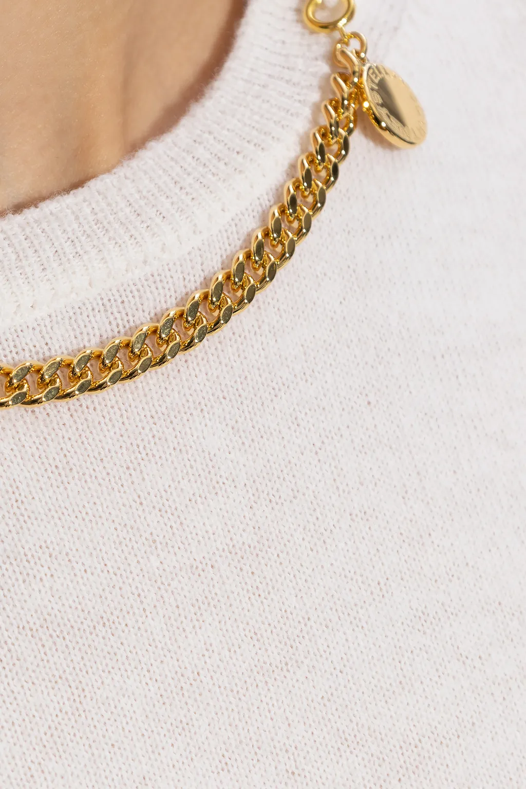 Round Neck Long-Sleeved Sweater