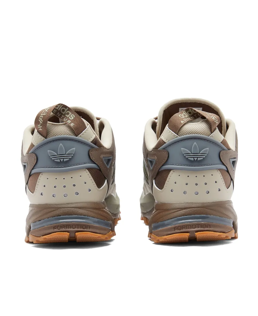 Hyperturf Low-Top Sneakers