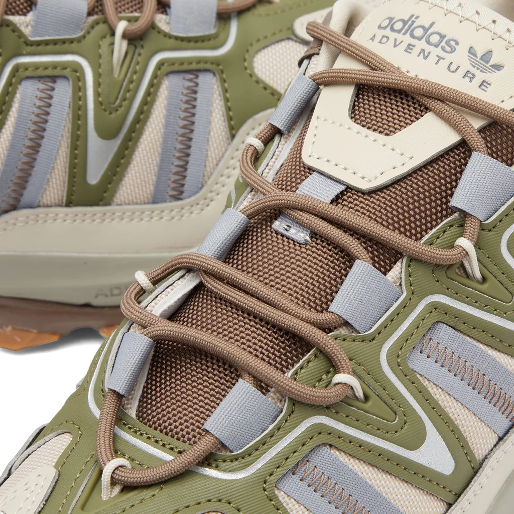 Hyperturf Low-Top Sneakers
