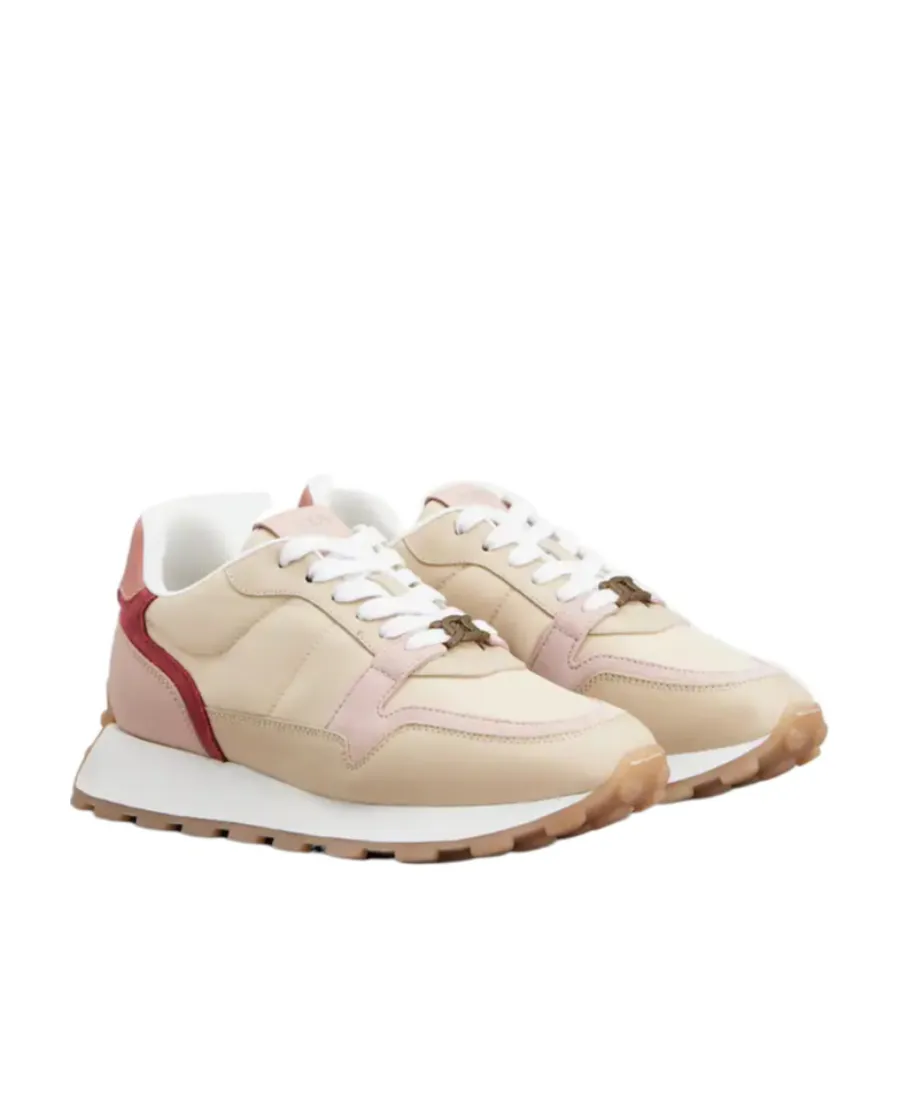 Low-Top Casual Shoes