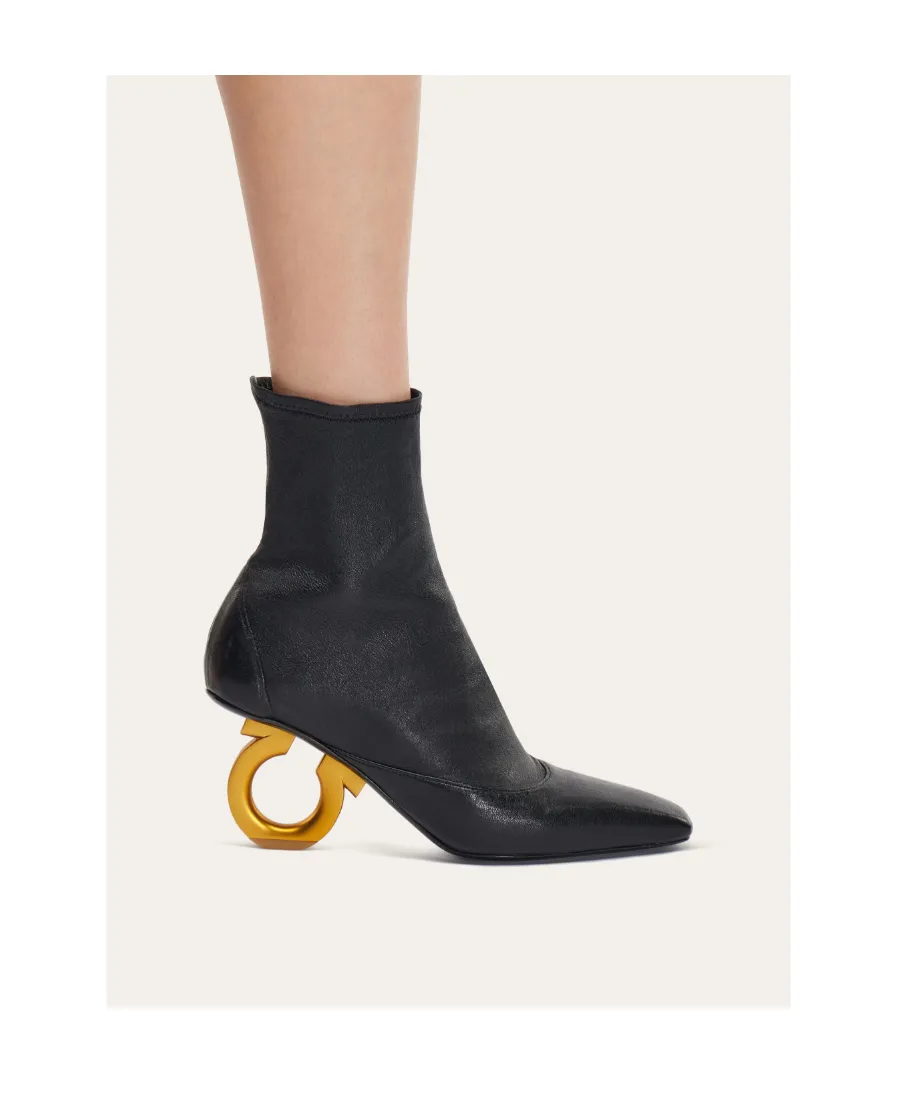 Pointed Short Boots