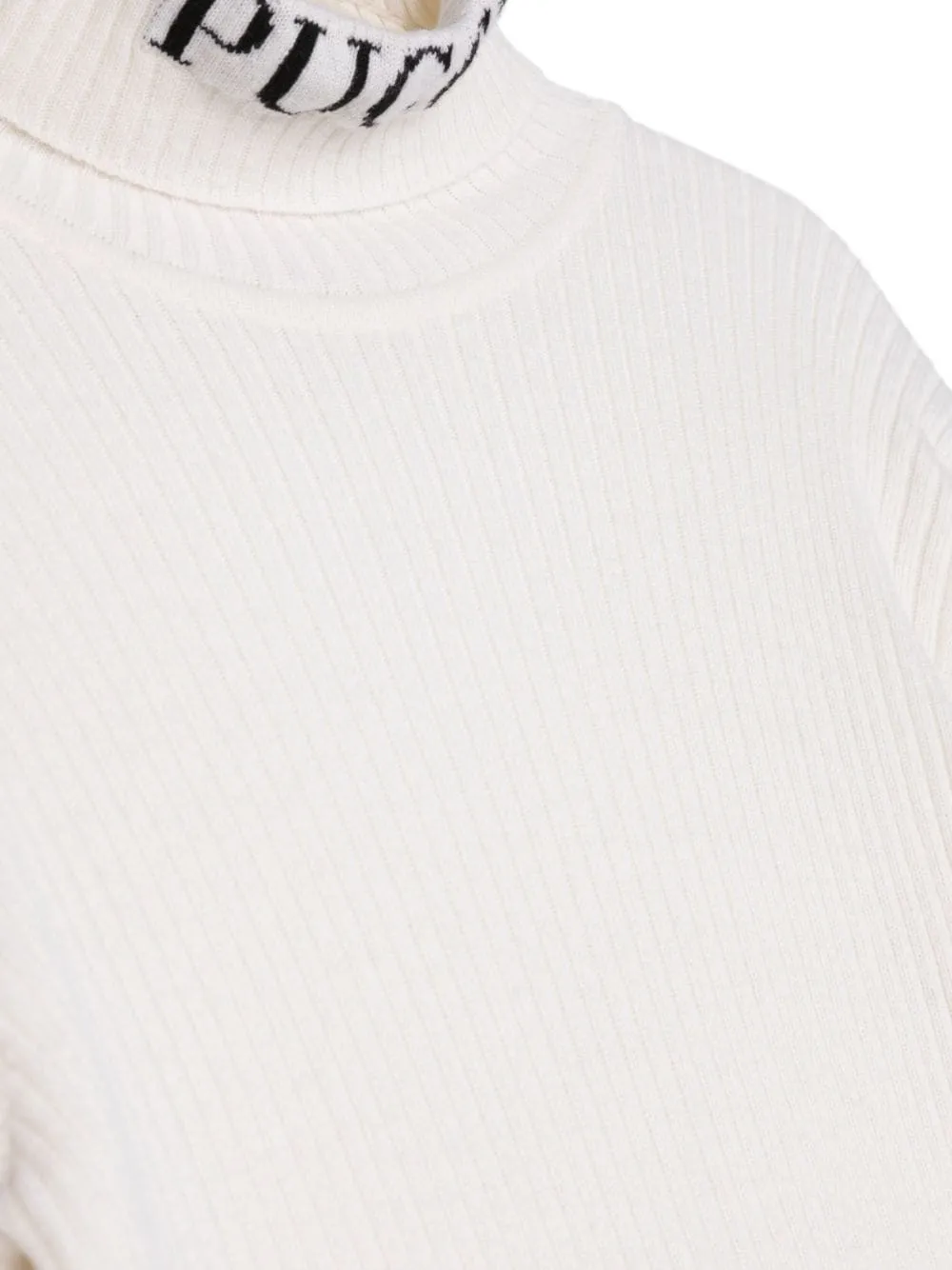 High-Neck Long-Sleeved Sweater