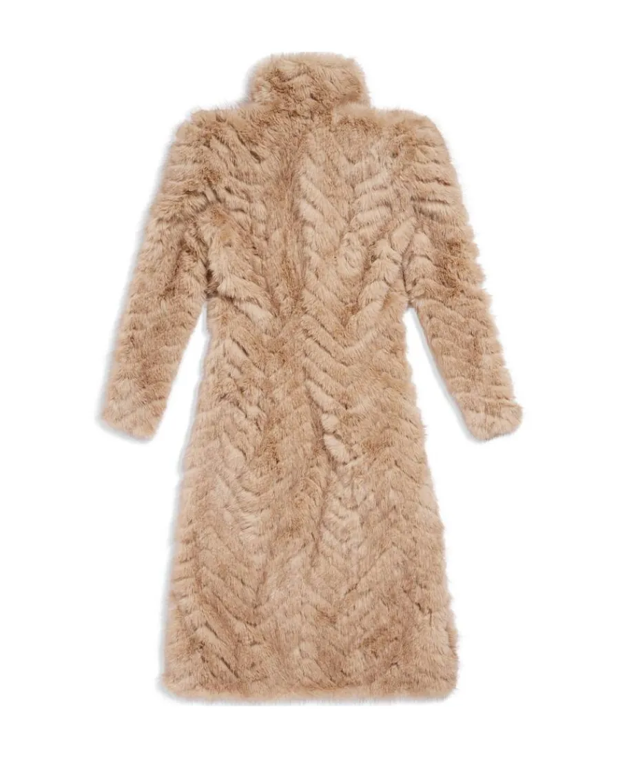 Round Shoulder Fitted Coat In Beige