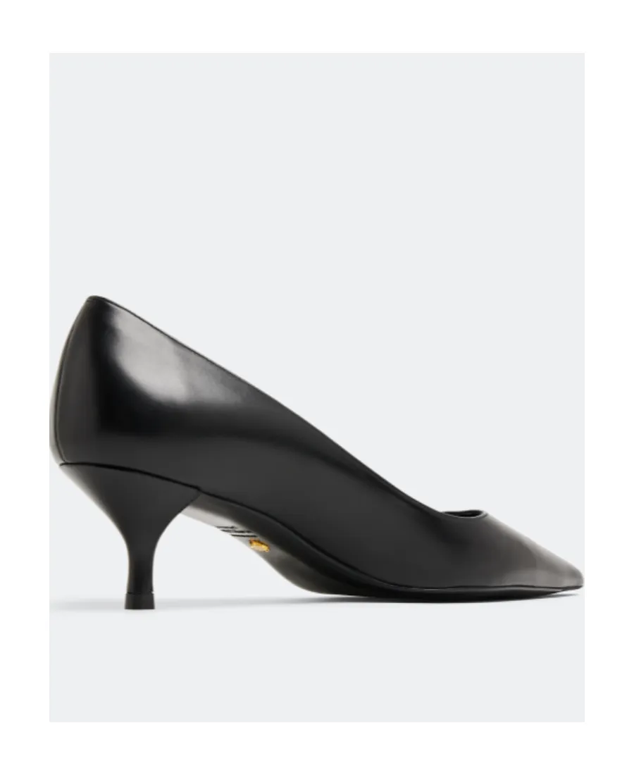 Stuart Weitzman Pointed Toe Pumps