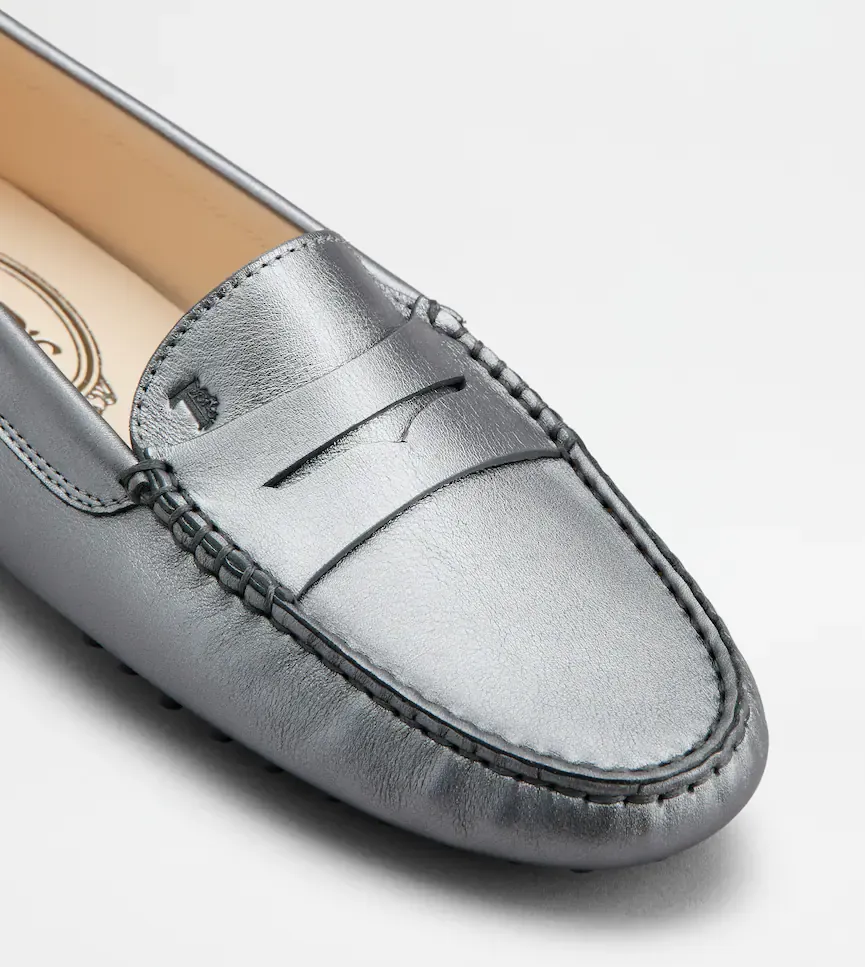 Gommino Driving Leather Loafers