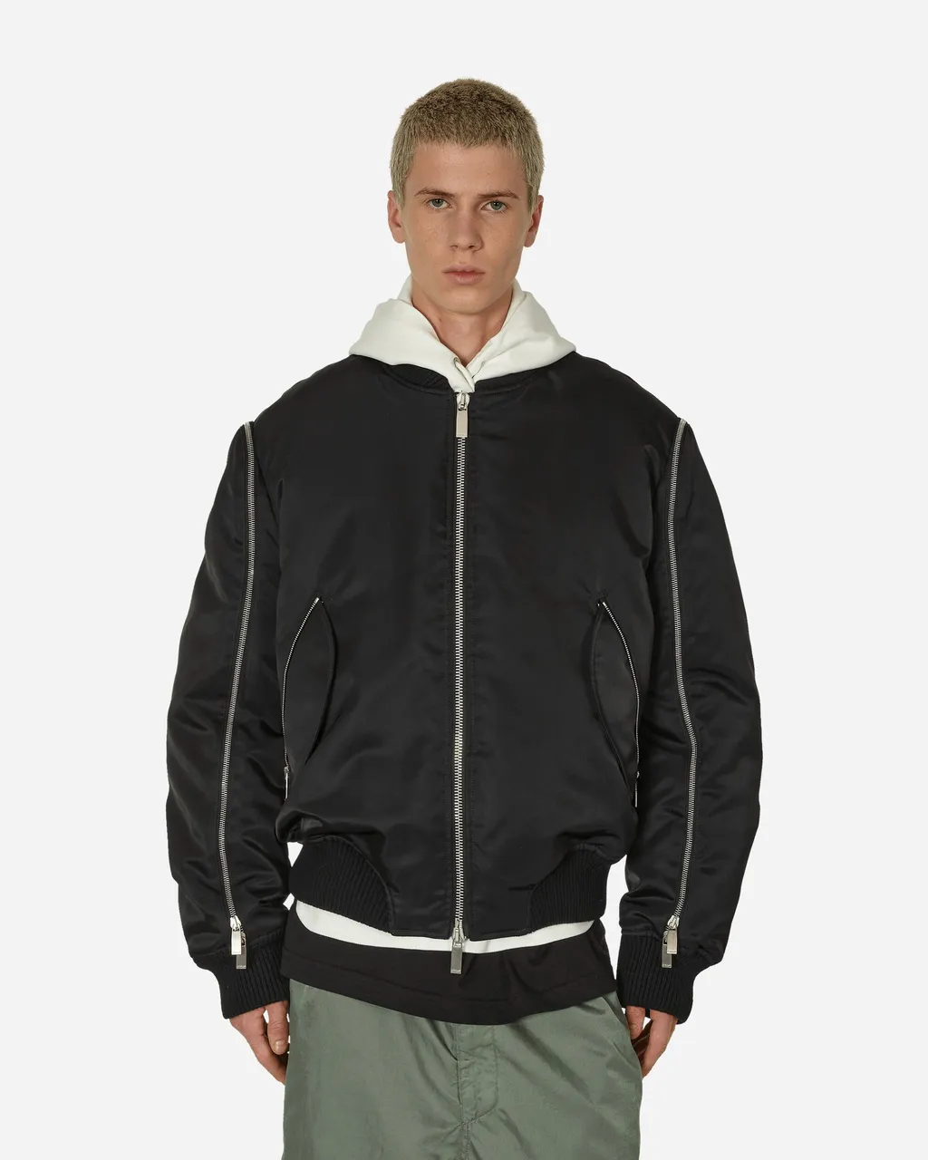 Off-White Zip-Up Long-Sleeved Jacket