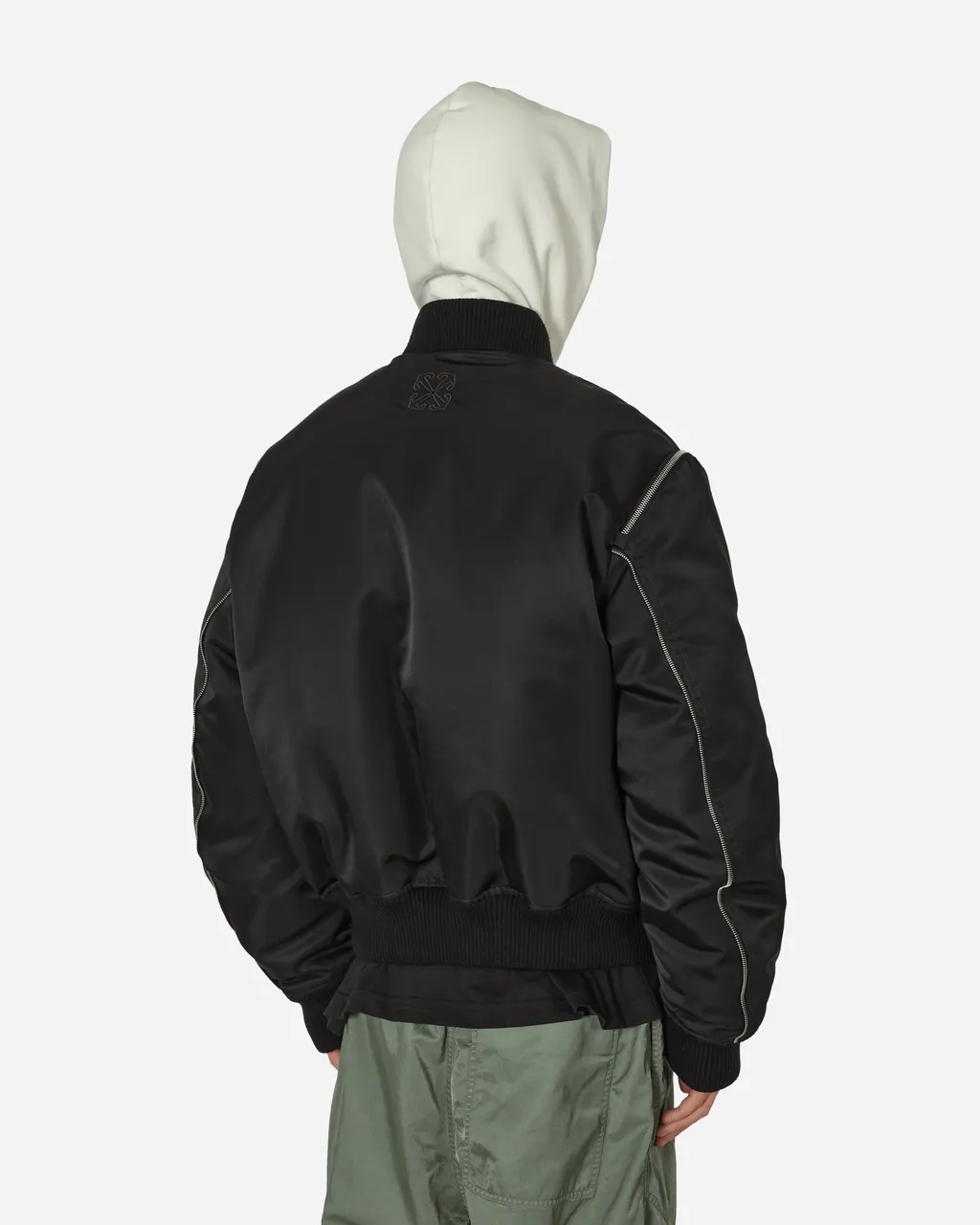 Off-White Zip-Up Long-Sleeved Jacket
