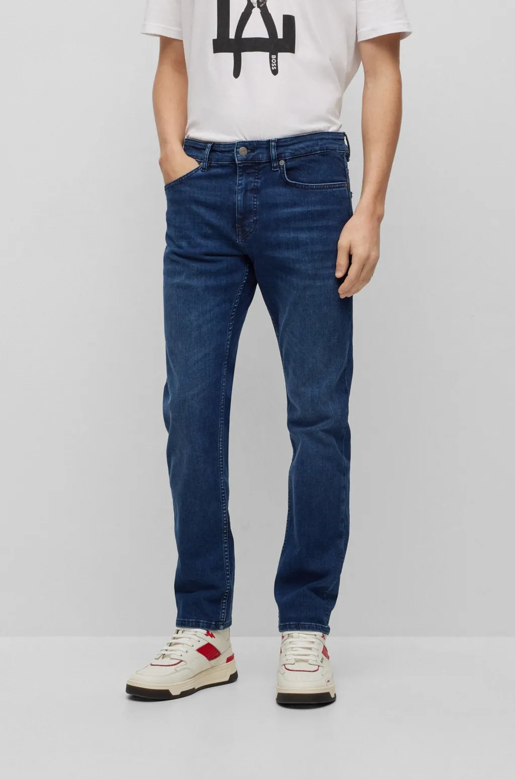 Logo-Patch Slim-Fit Jeans