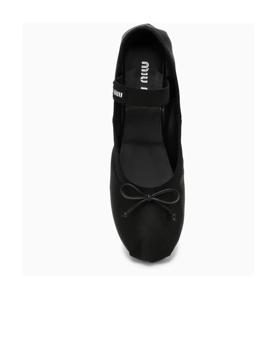 Round Head Logo Ballet Shoes