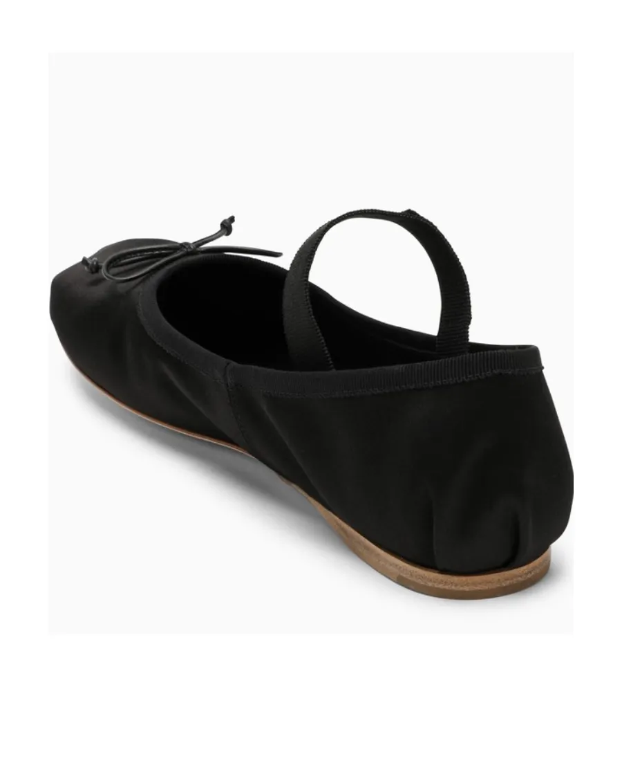 Round Head Logo Ballet Shoes
