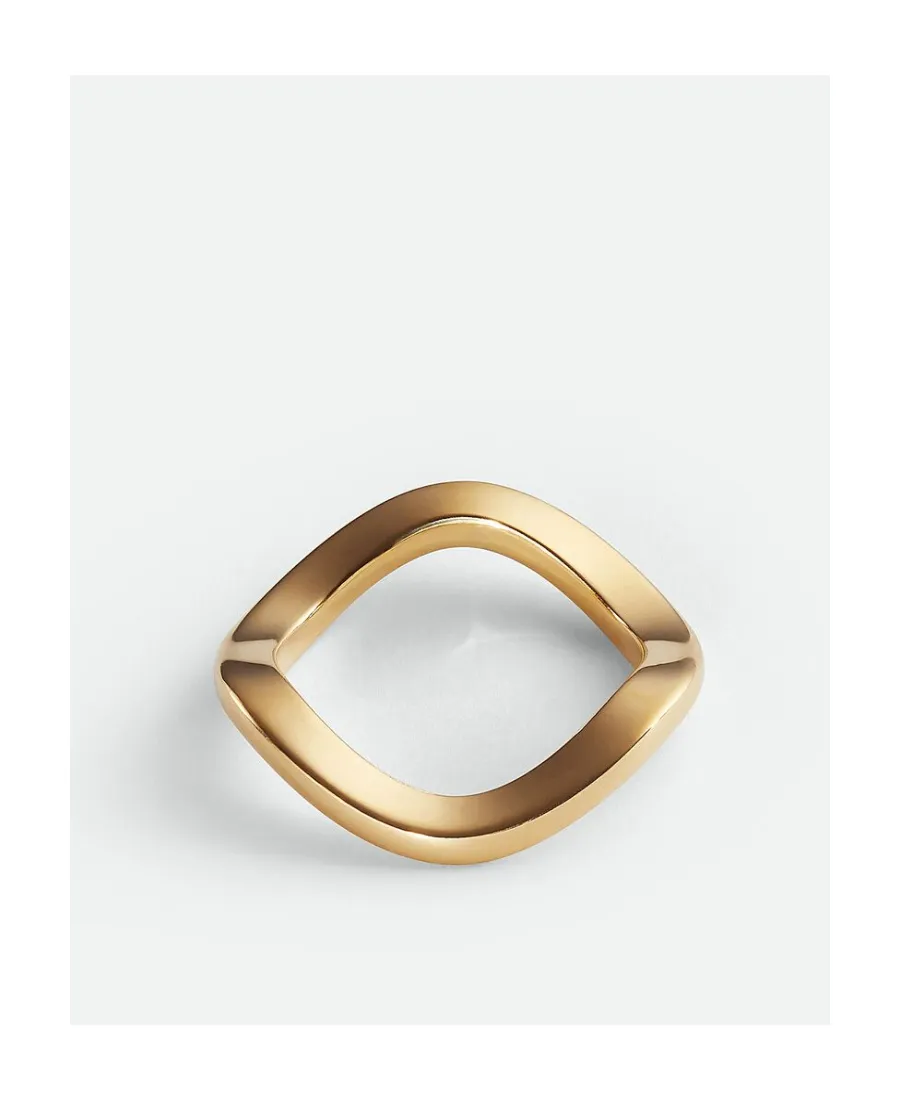 Curve Ring