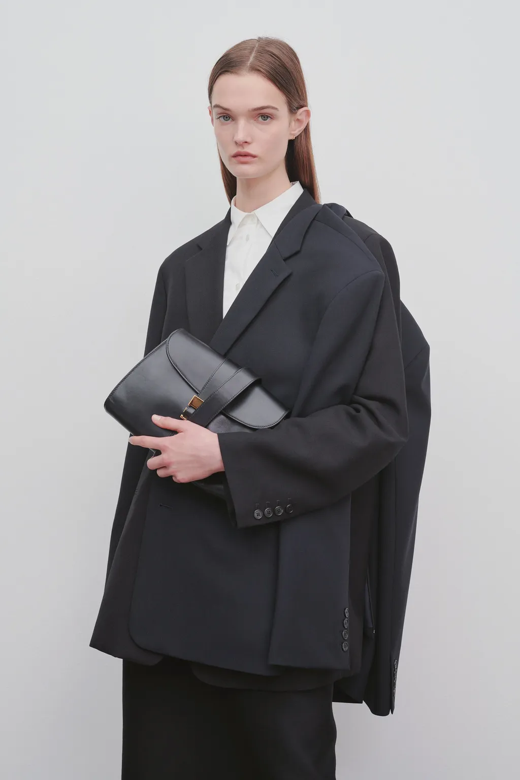 Isla Leather Clutch Bag