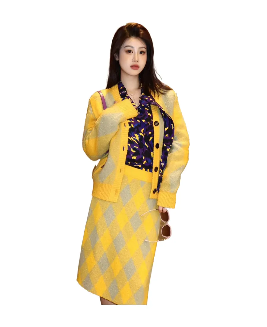 Burberry Checked V-Neck Cardigan