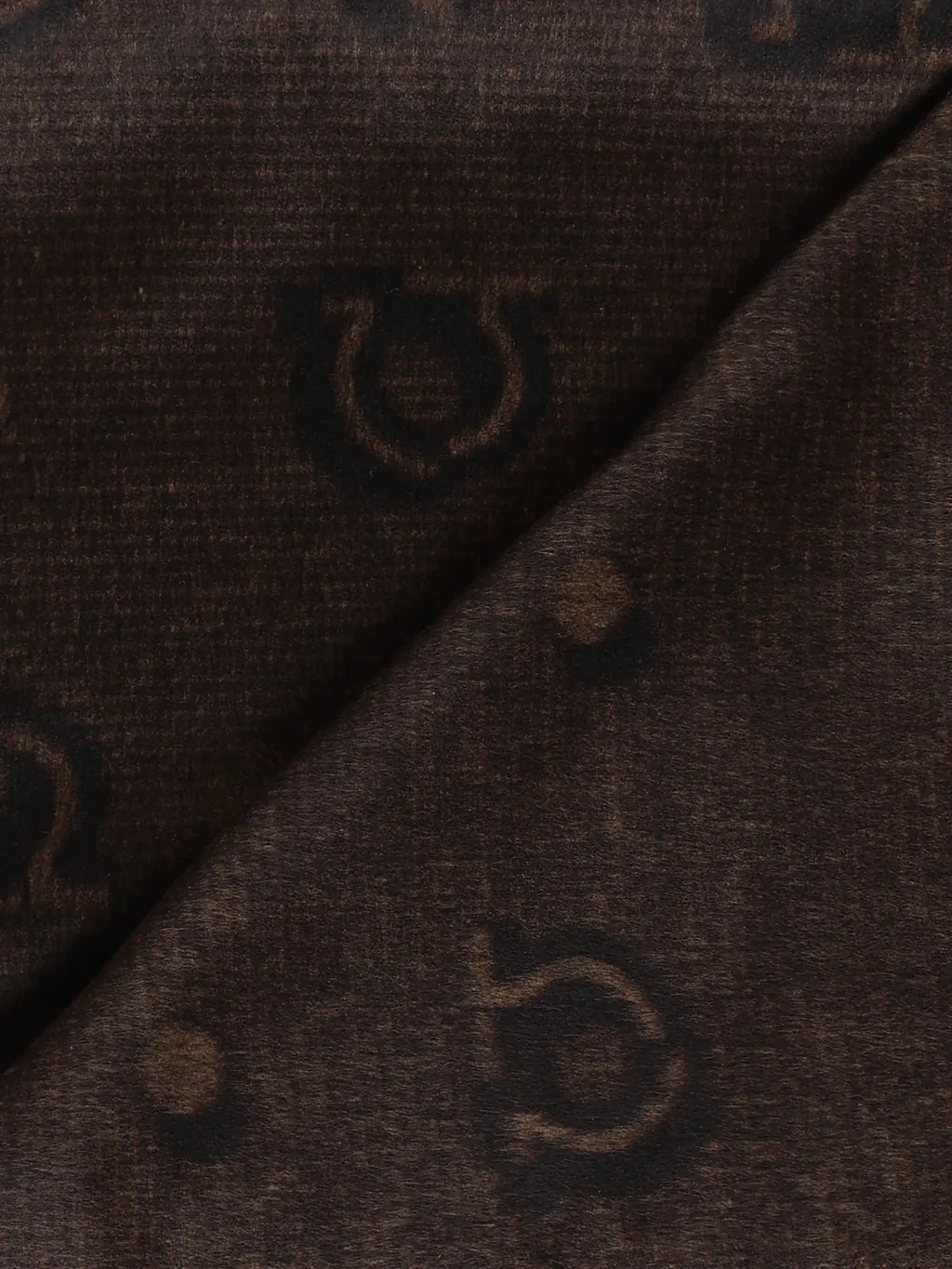 Salvatore Ferragamo Pattern-Jacquard Frayed Hem Scarf