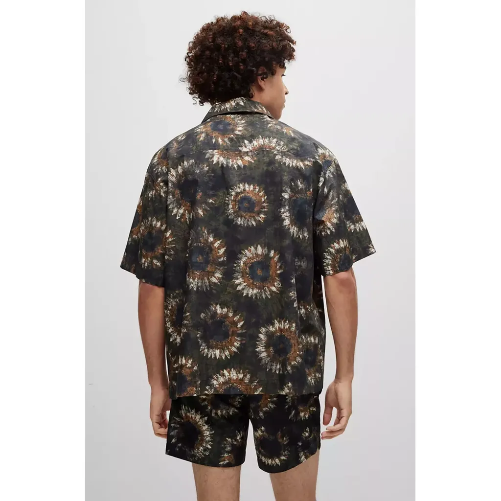 Short-Sleeved Shirt