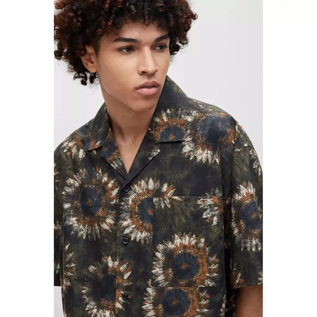 Short-Sleeved Shirt