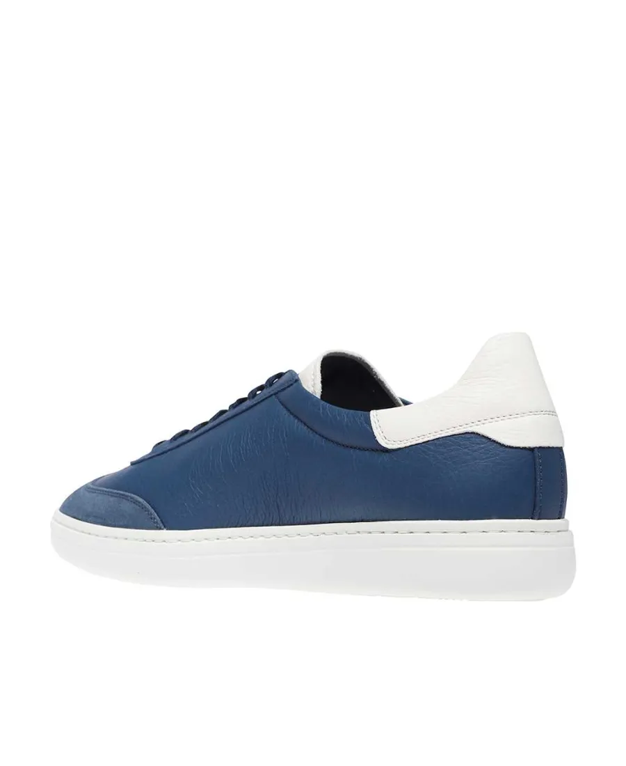 Logo Sports Shoes