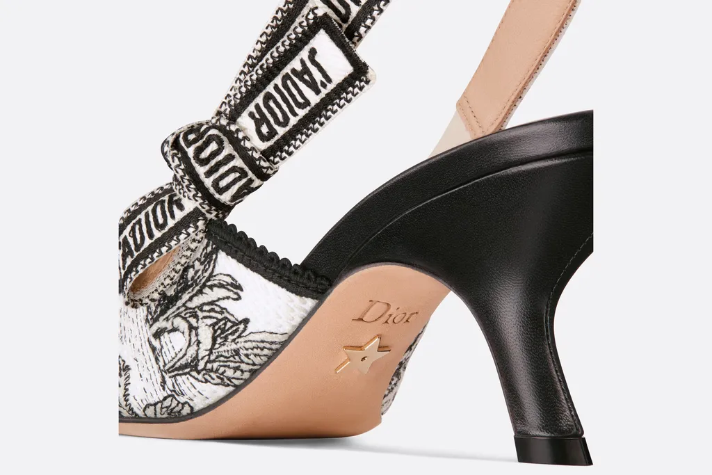 J'adior Slingback Pump