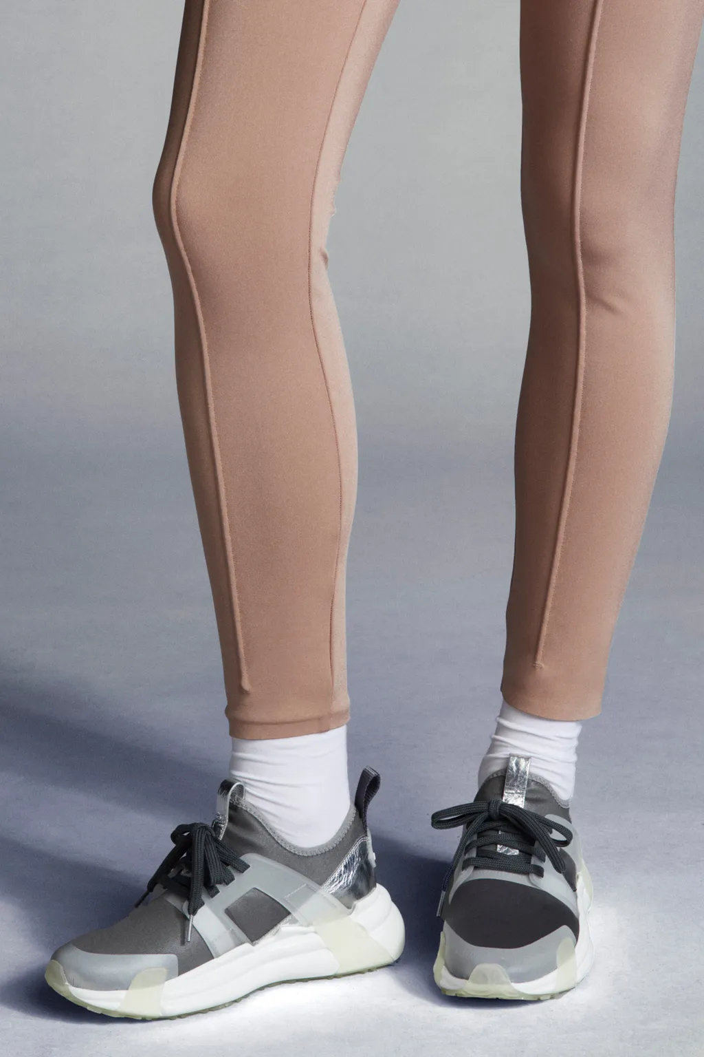 Lunarove Trainers
