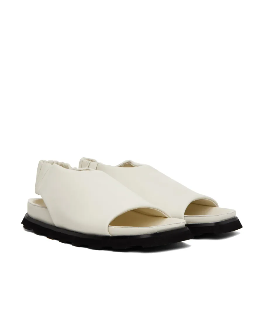 Square-Headed Flat Sandals