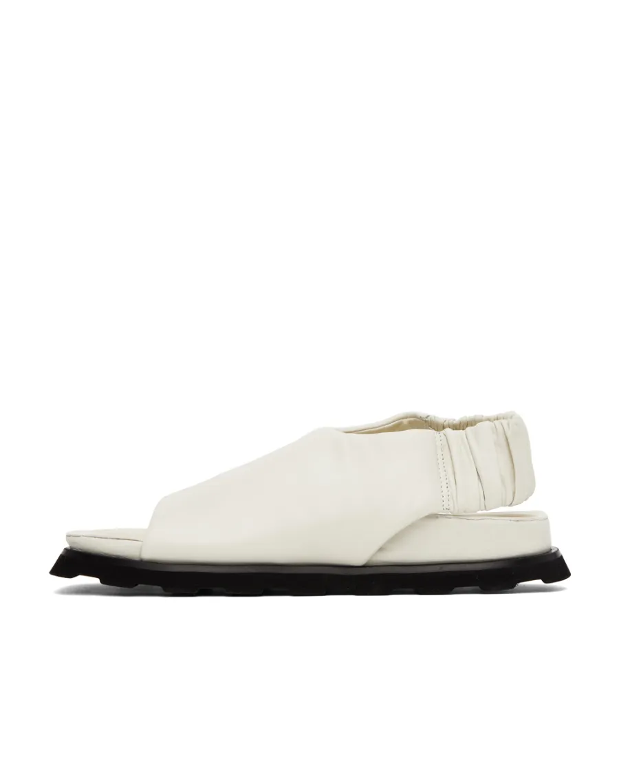 Square-Headed Flat Sandals