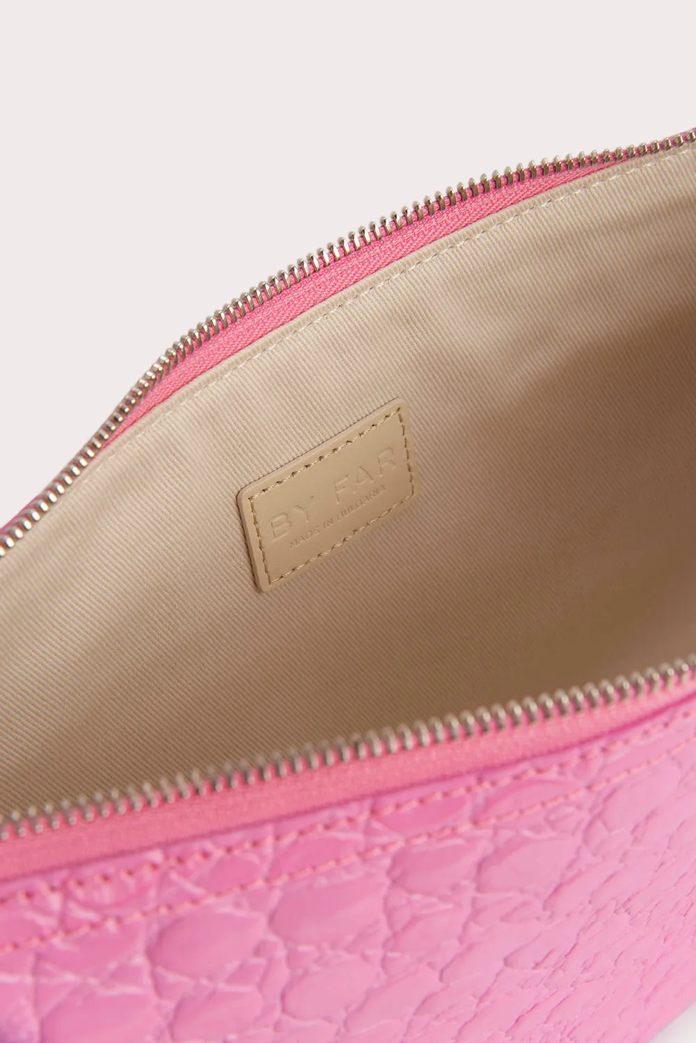 Gib Shoulder Bag