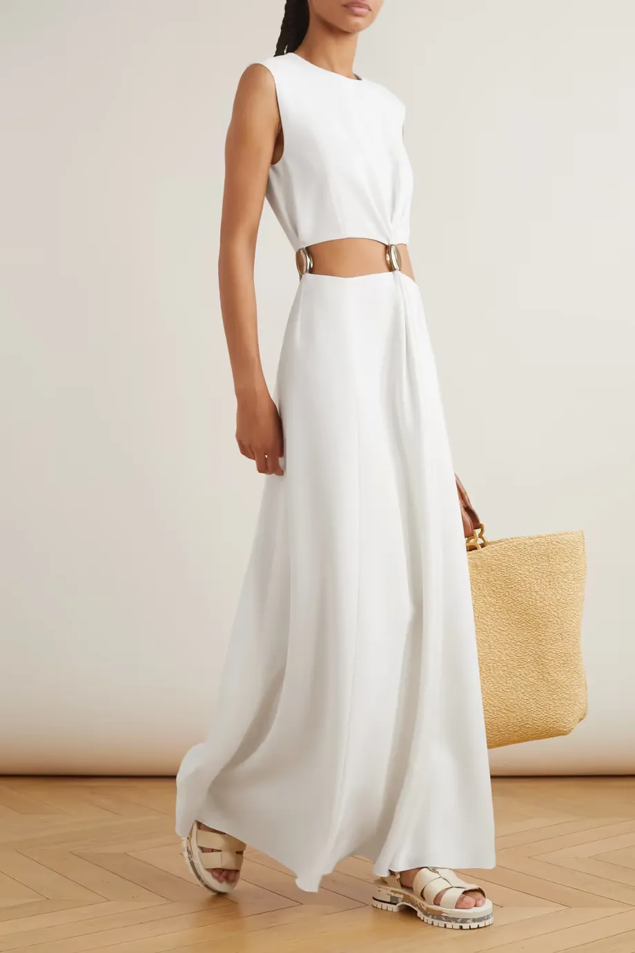 Extra Long Dress With Embellished Cut And Cut