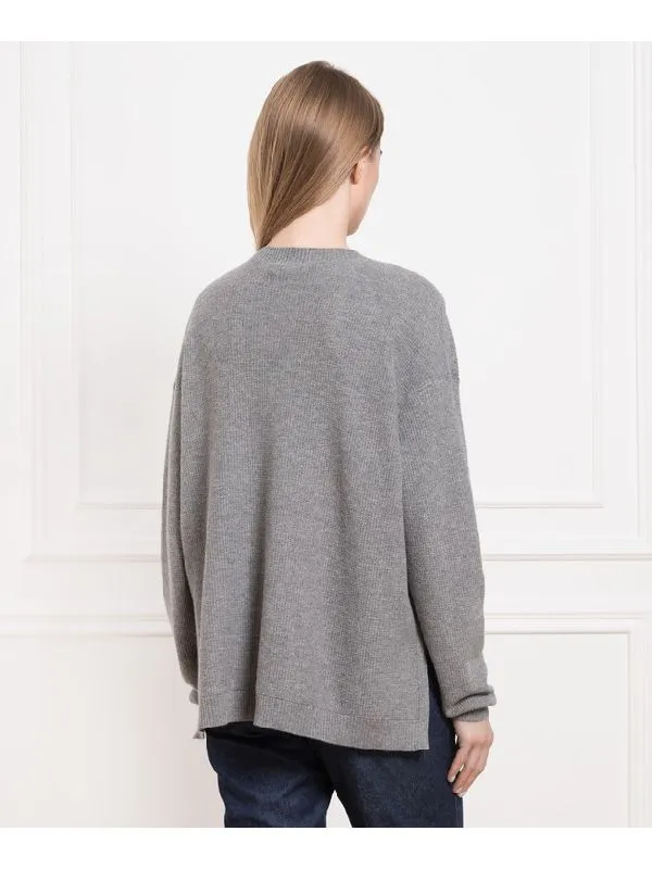 Round Neck Sweater