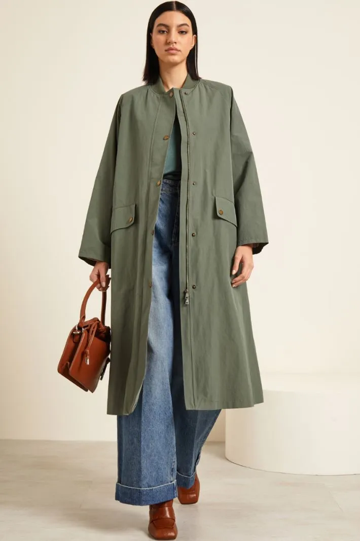 Long-Sleeved Windbreaker
