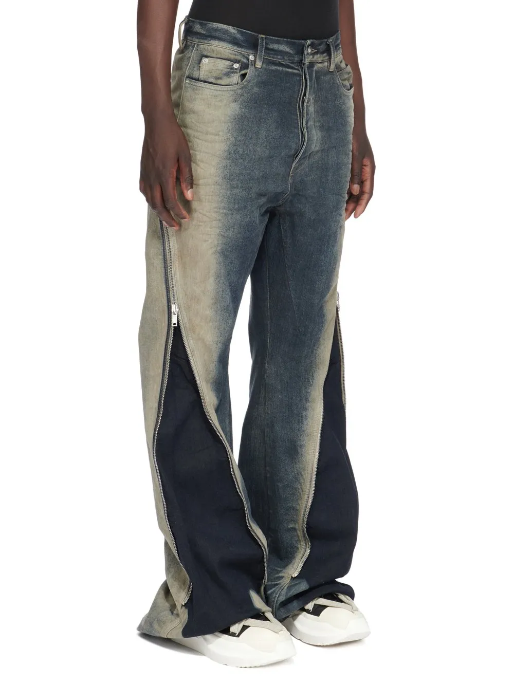High-Waisted Jeans