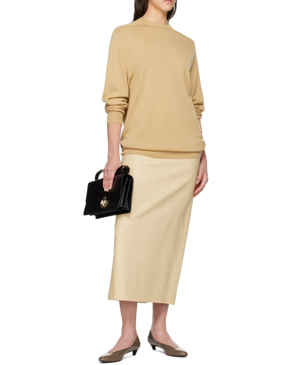 Long-Sleeved Round-Neck Sweater