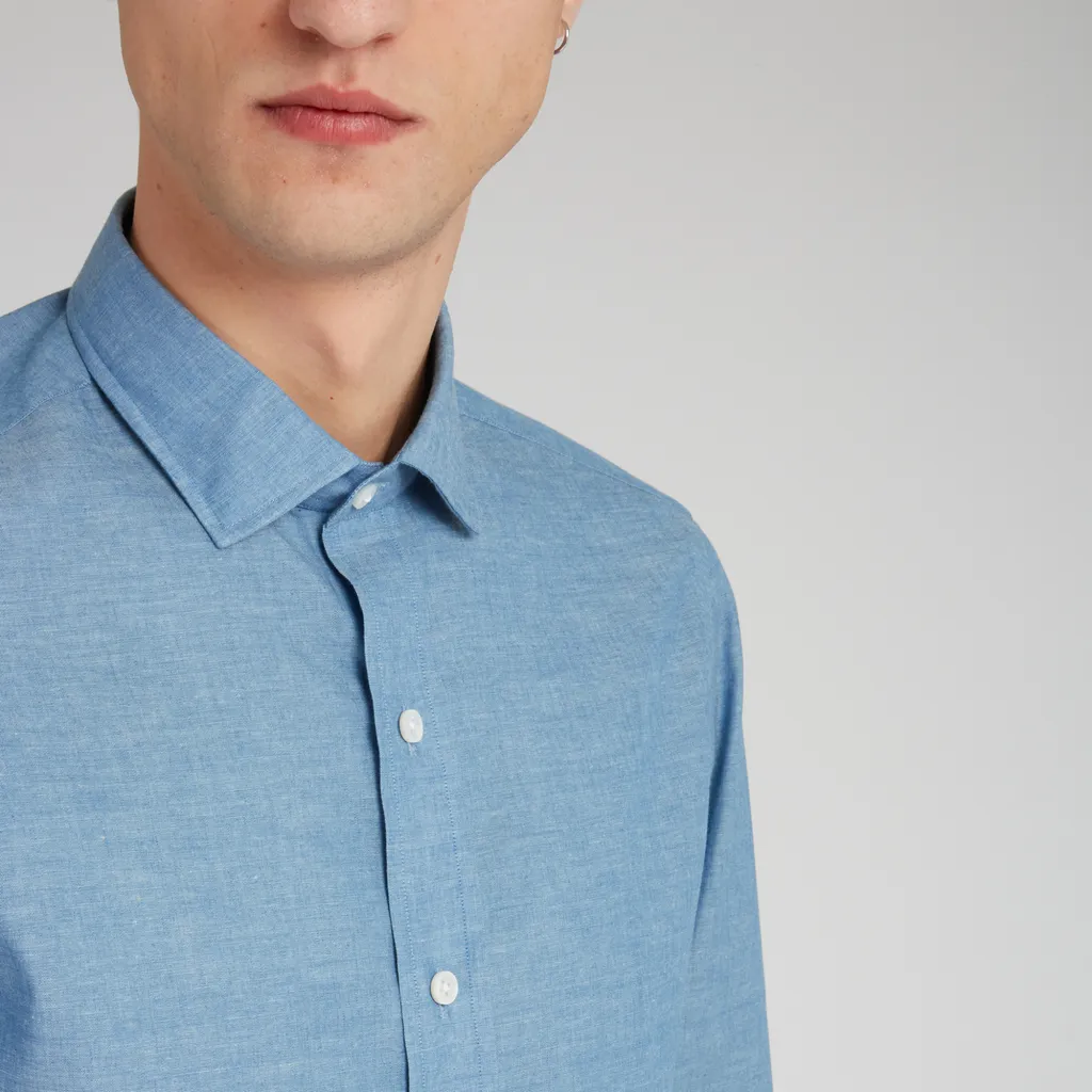 Button-Up Long-Sleeved Shirt