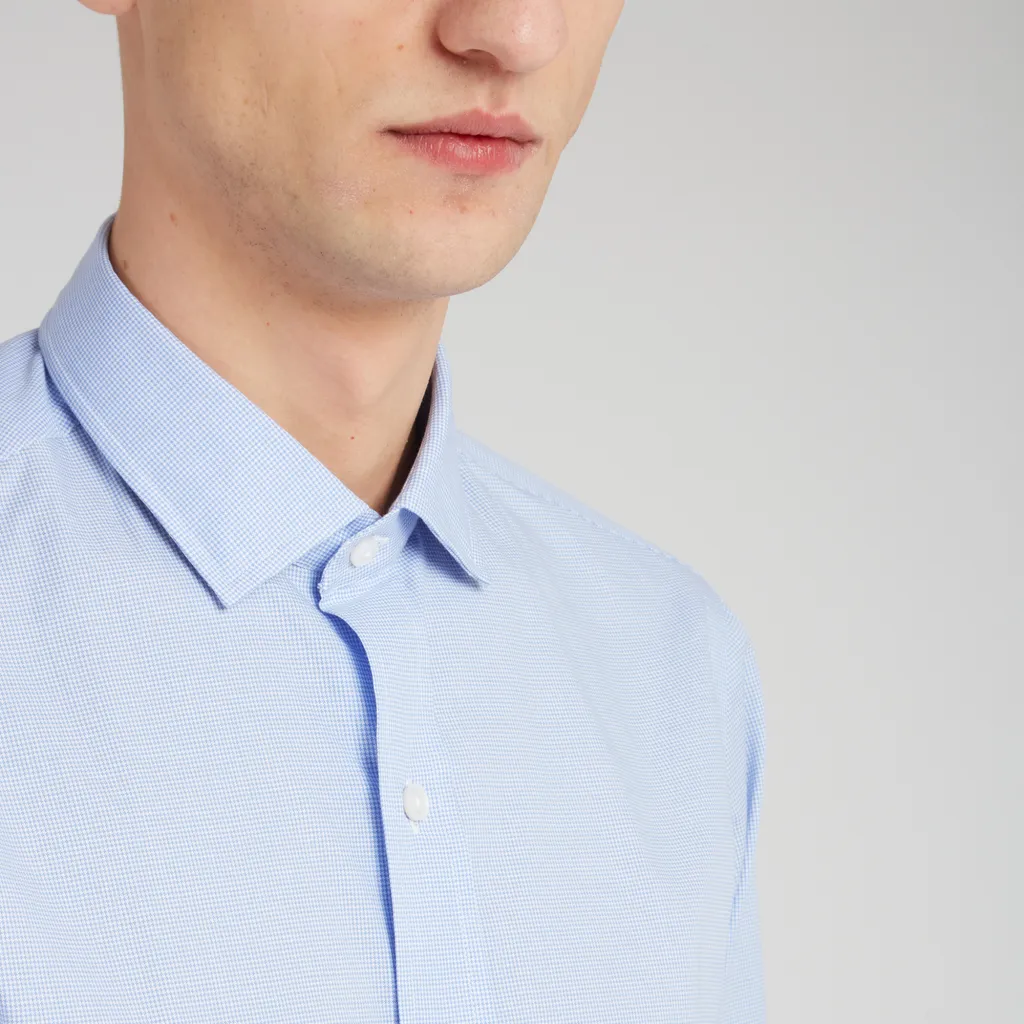 Button-Up Long-Sleeved Shirt