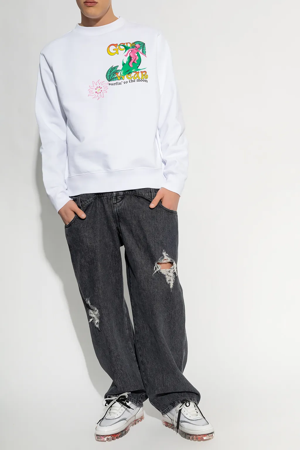 Gcds Long Sleeved Graphic Printed Sweatshirt