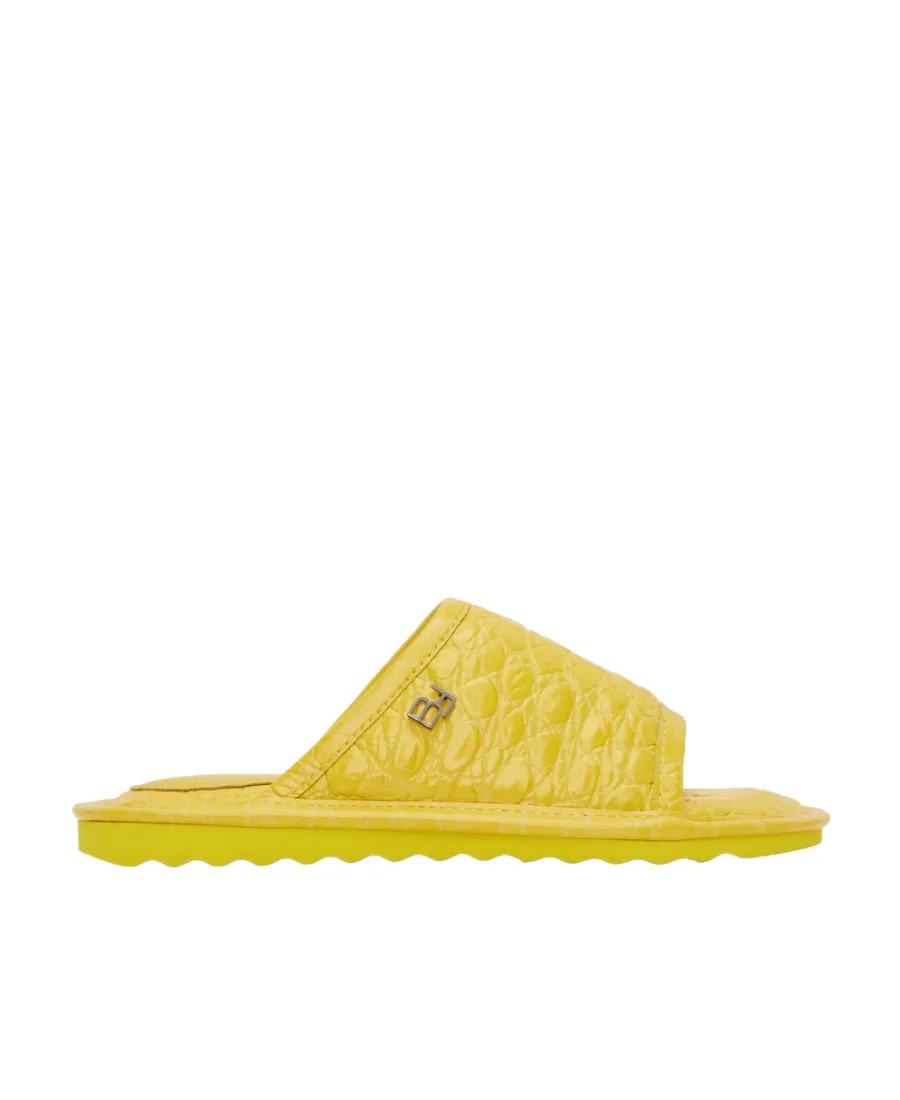 Ari Flat Sandals