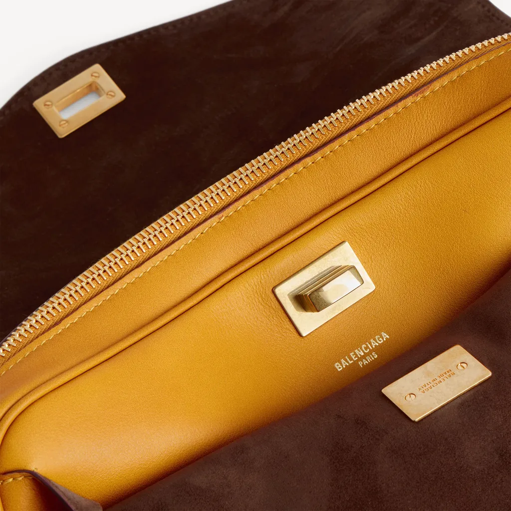 Le 7 Shoulder Bag Medium