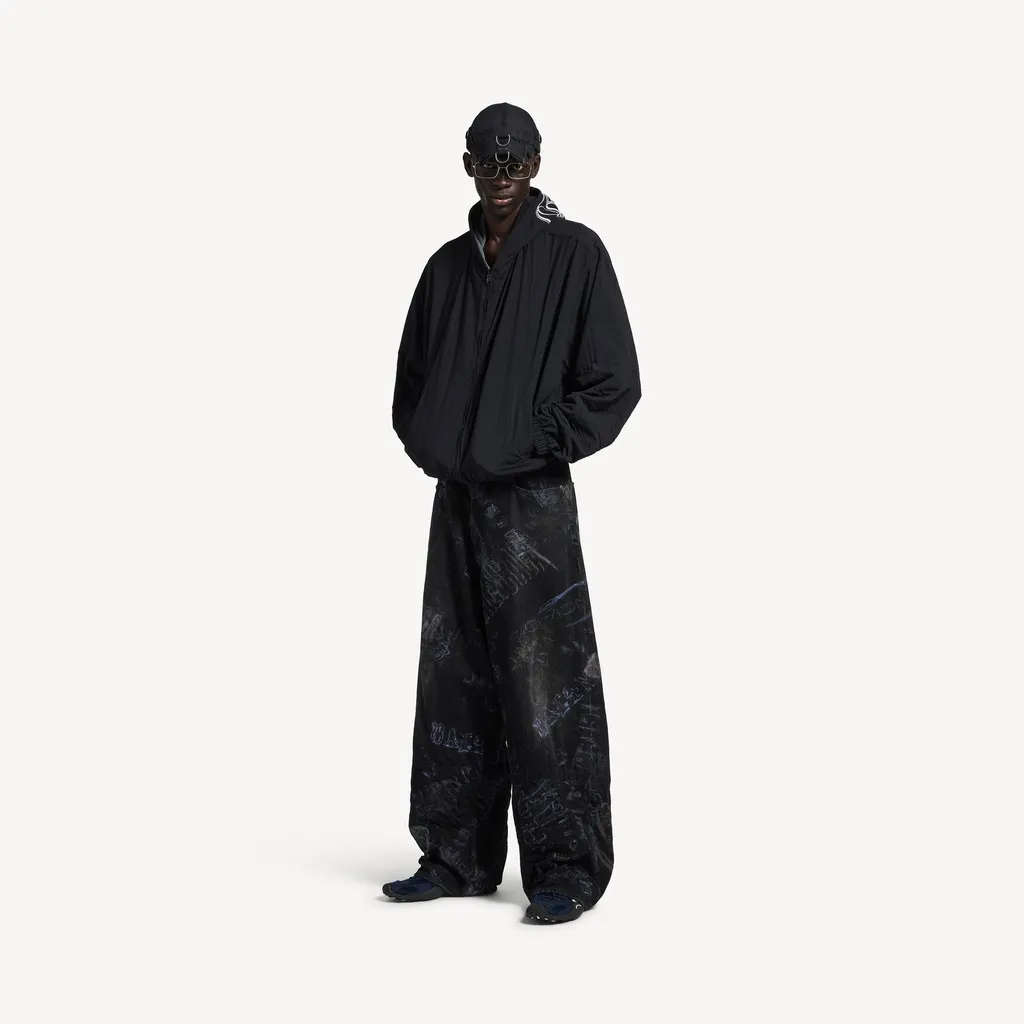 Minimal Baggy Pants