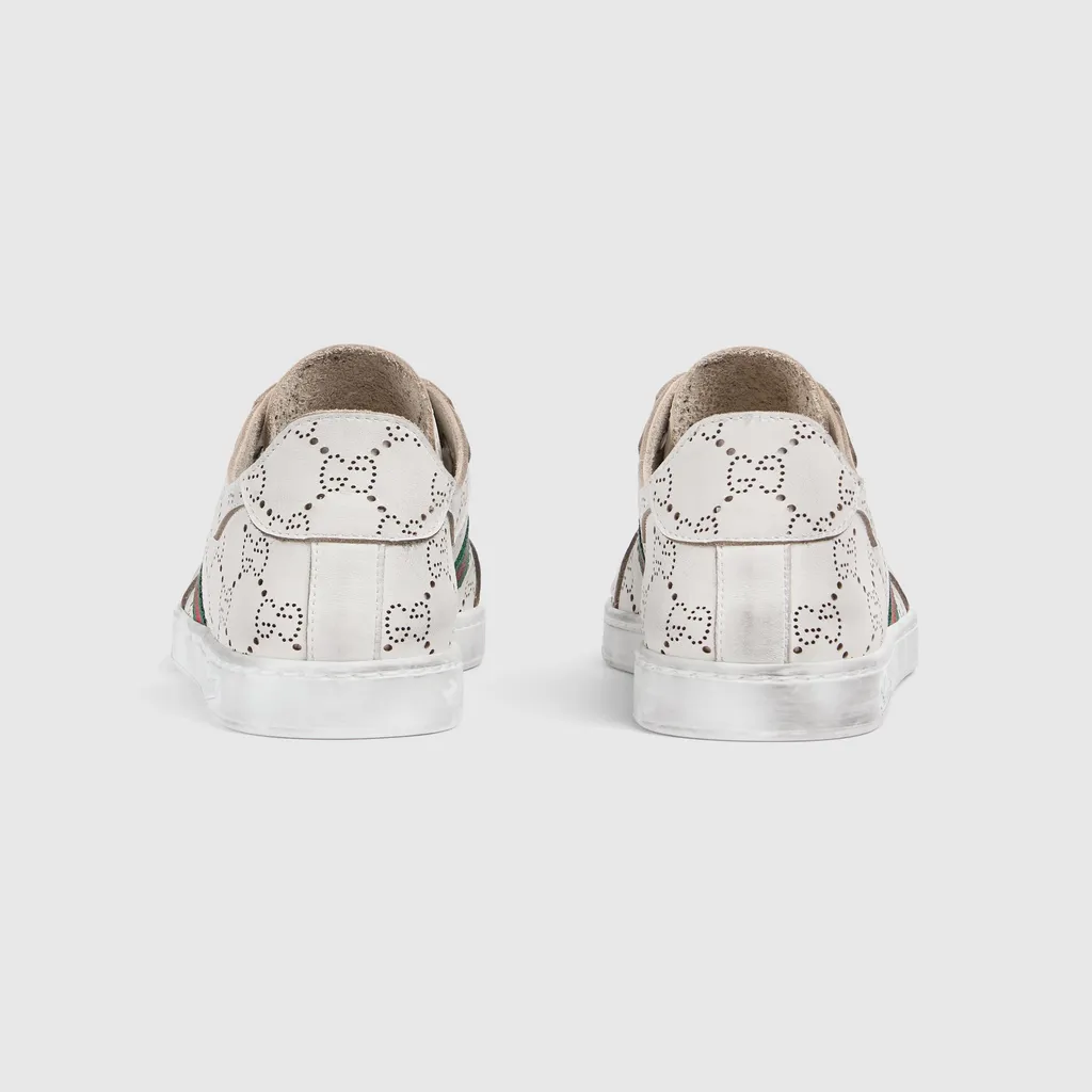 Stretch Low-Top Trainer