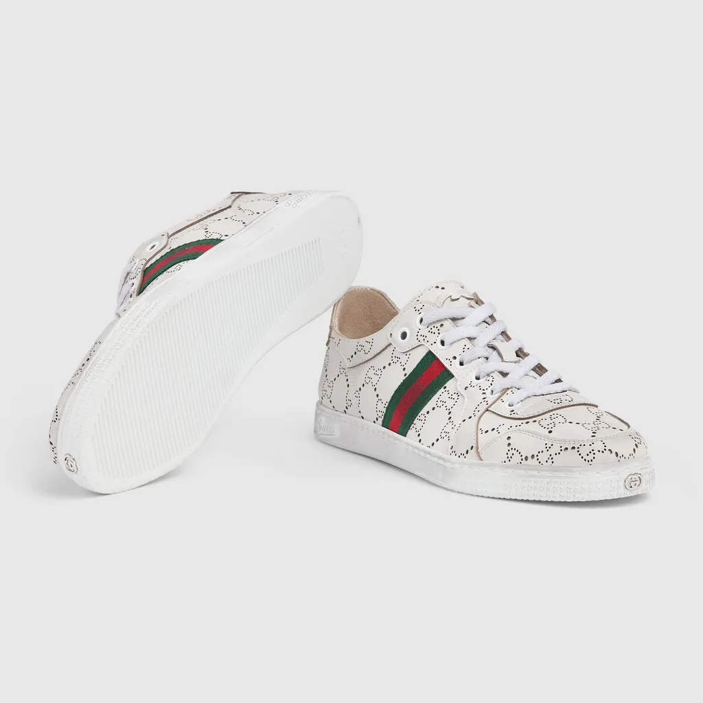 Stretch Low-Top Trainer