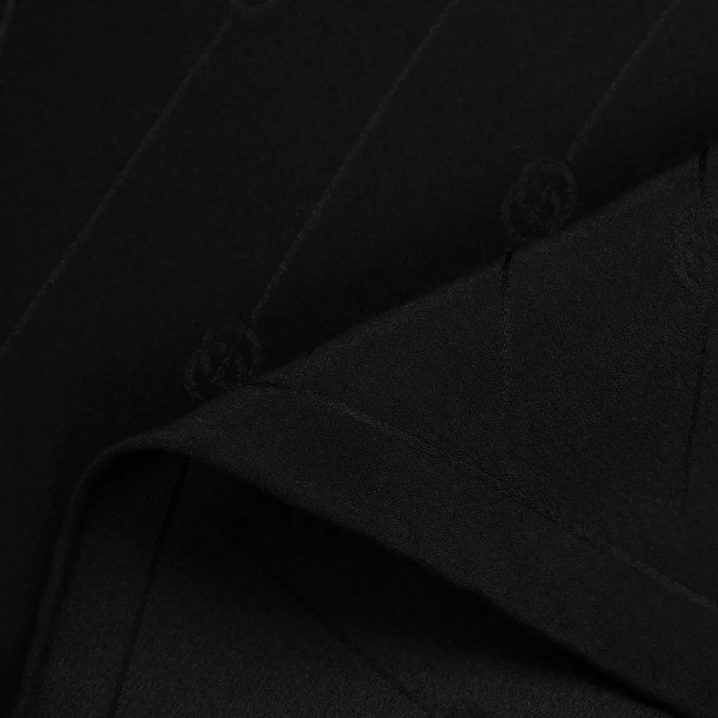 Interlocking G Chain Silk Diamond Scarf