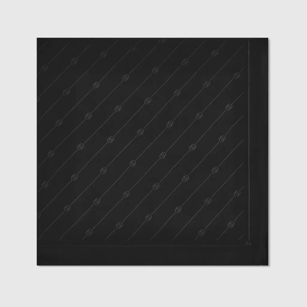 Interlocking G Chain Silk Carré