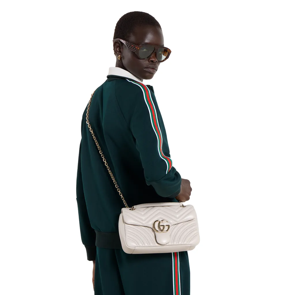 Gg Marmont Medium Shoulder Bag