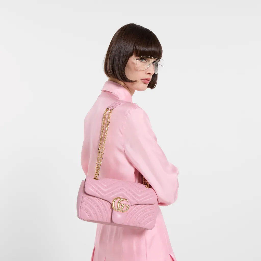Gg Marmont Medium Shoulder Bag