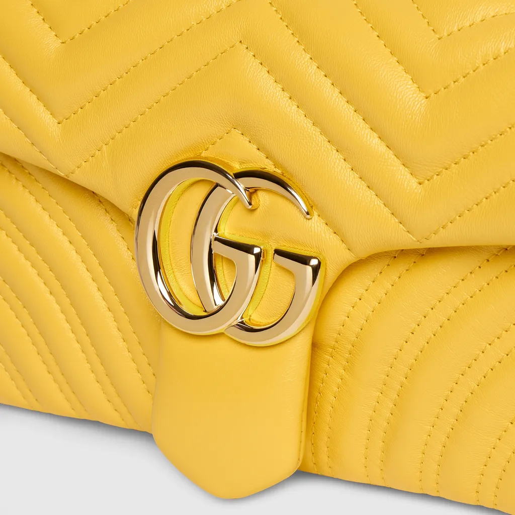 Gg Marmont Medium Shoulder Bag
