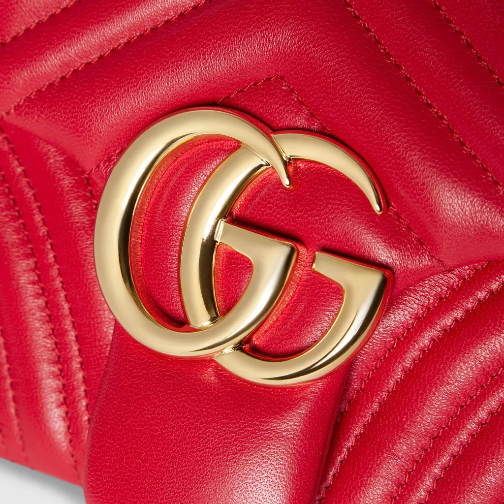 Gg Marmont Medium Shoulder Bag