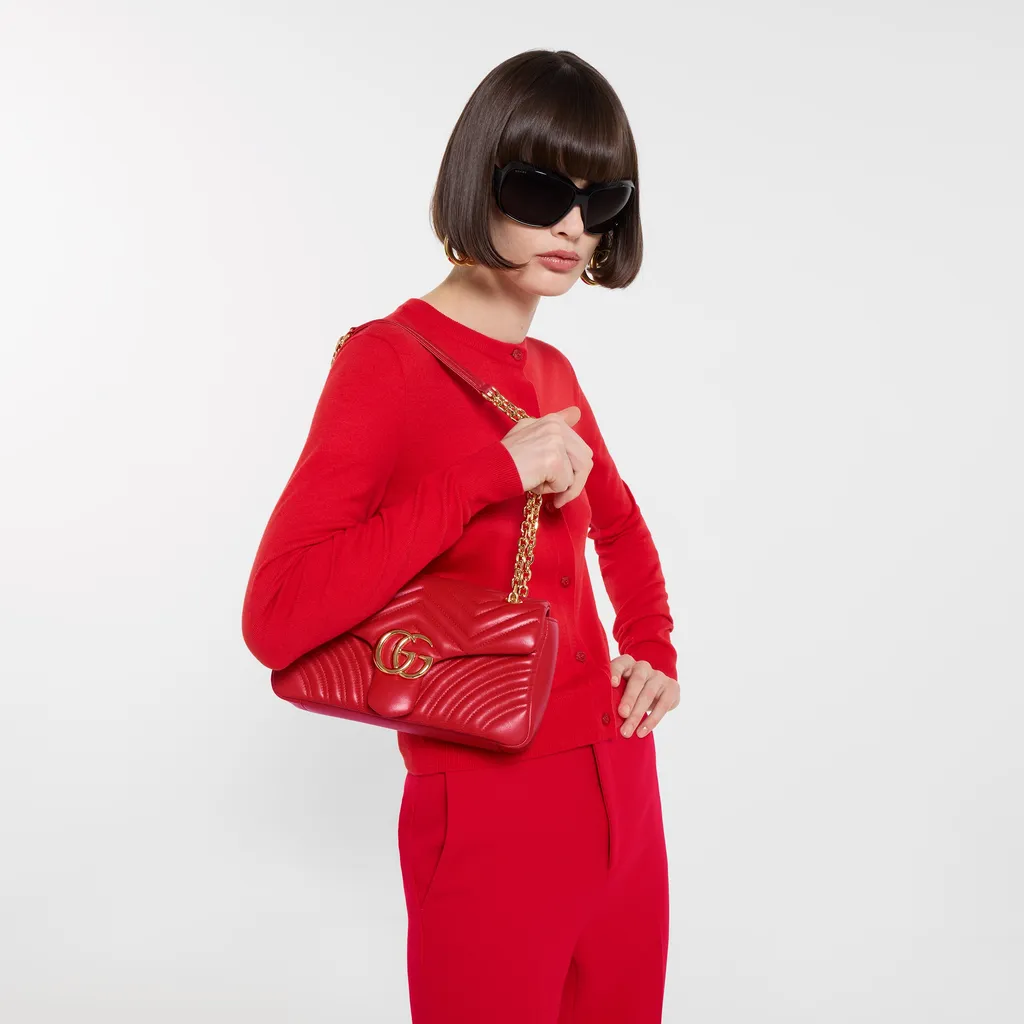 Gg Marmont Medium Shoulder Bag
