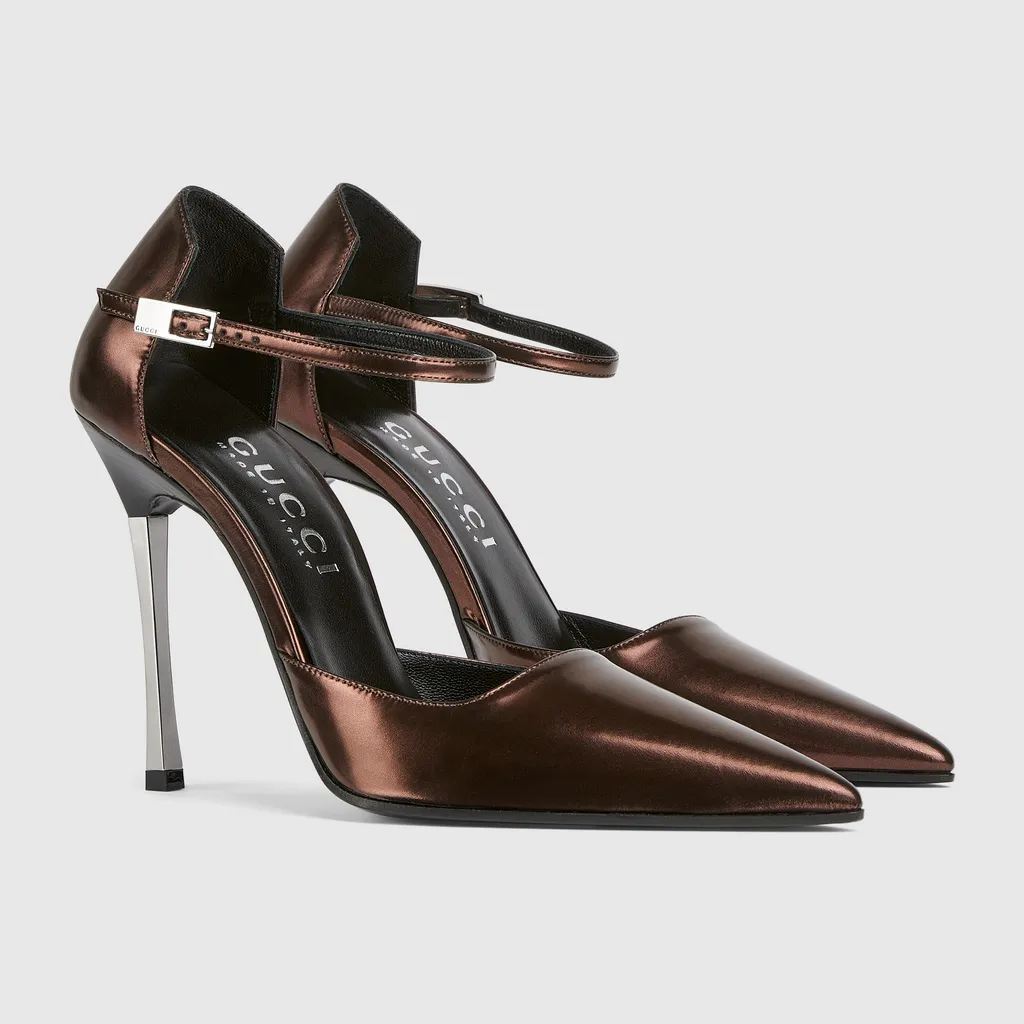 Bombshell Pump