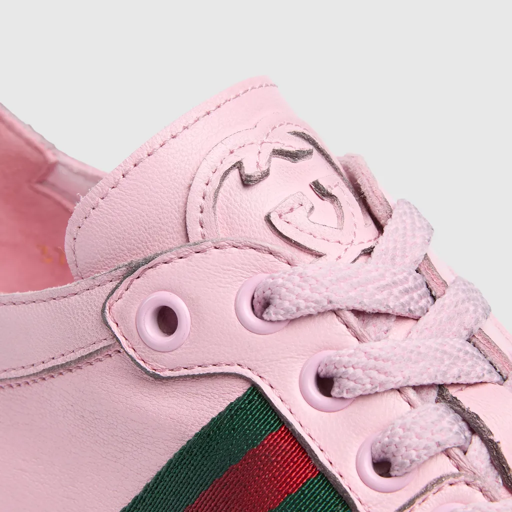 Stretch Low-Top Trainer