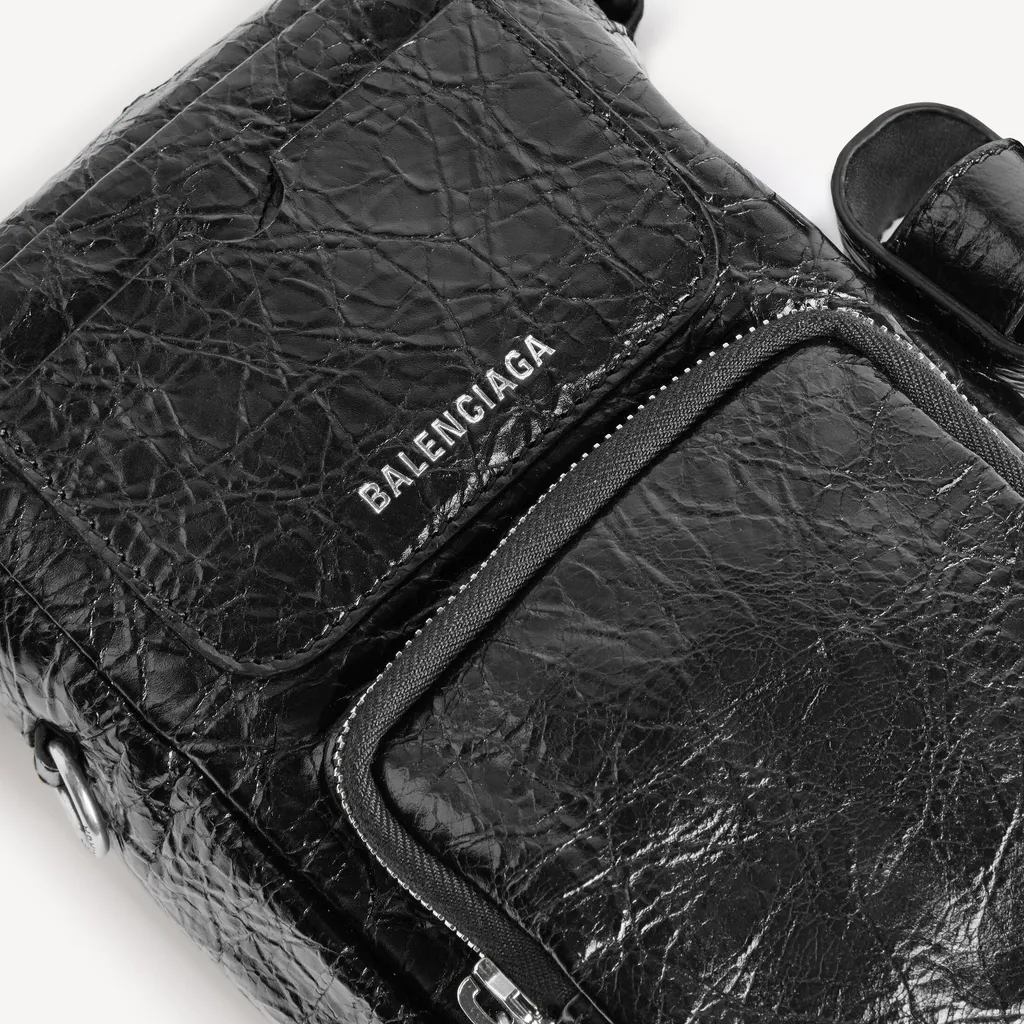 Superbusy Vertical Crossbody Bag